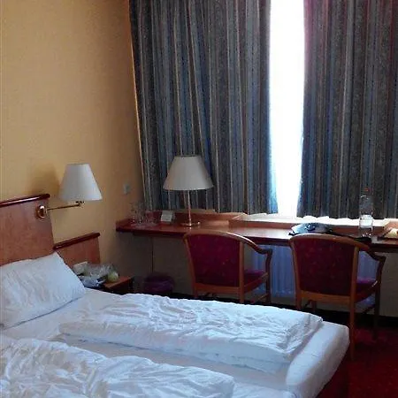 Hotel Astor 3*