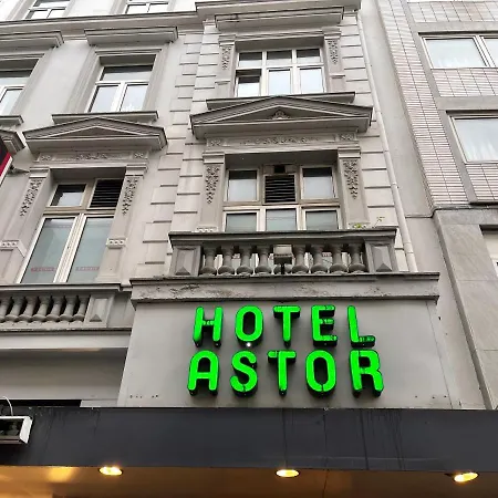 Hotel Astor 3*