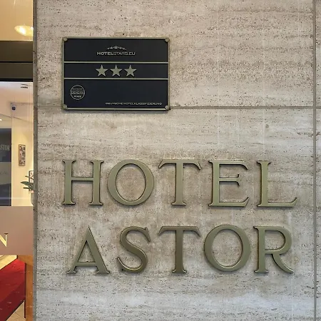 מלון Astor 3*
