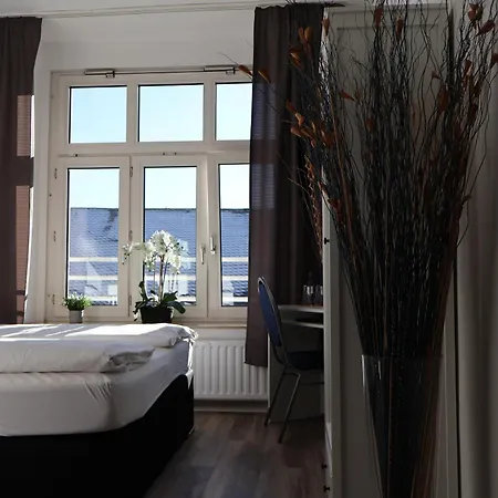 Astor 3*