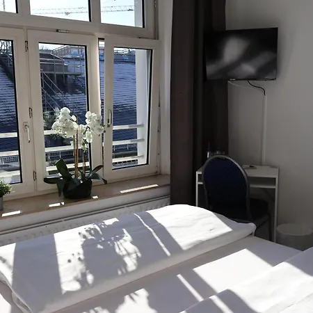 Astor Hotel 3*