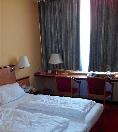 Hotel Astor 3*