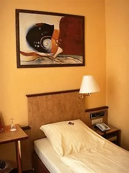 Astor Hotel 3*